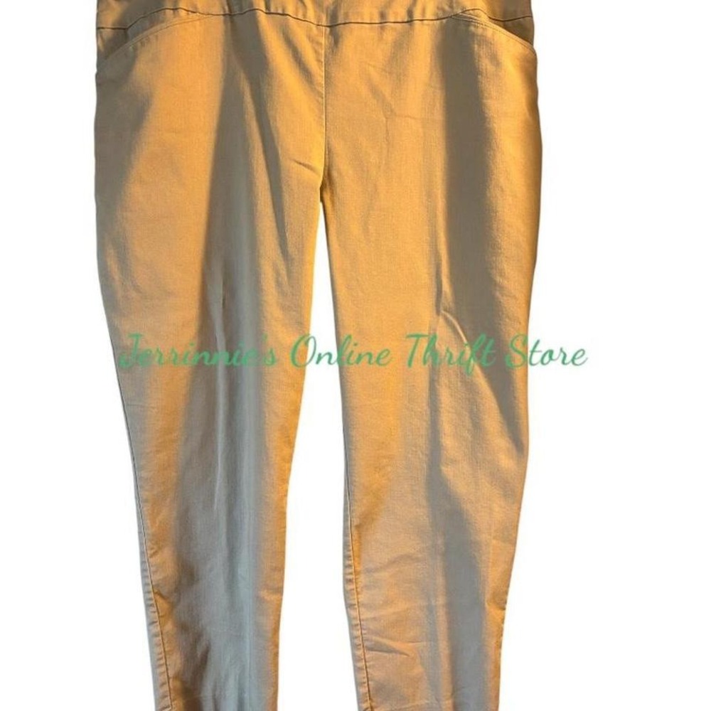 Croft and Barrow Women's Size 24W Pull Up Capri Stretch Pants Beige